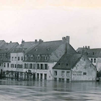 Extremes Hochwasser am Zurlaubener Ufer im Jahr 1925.