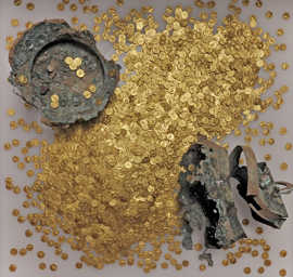 Der 1993 entdeckte Trierer Goldschatz umfasst rund 2570 Aurei und ist der mit Abstand größte Goldmünzenfund aus der römischen Kaiserzeit. Foto: Rh. Landesmuseum Trier, Thomas Zühmer